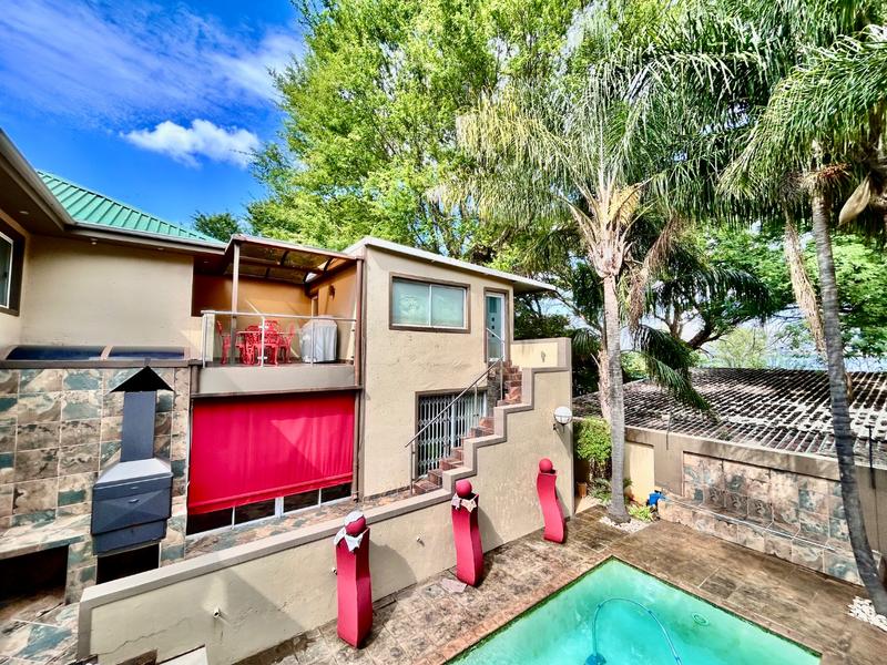 4 Bedroom Property for Sale in Caribbean Beach Club North West